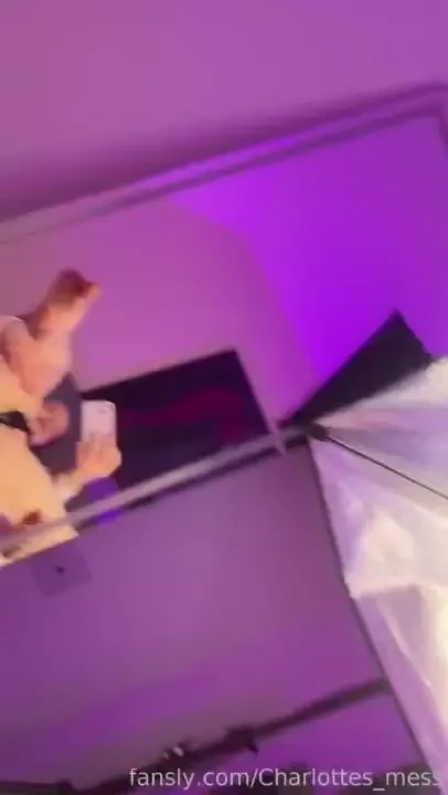 Pussy reveal i was sooo smooth here 