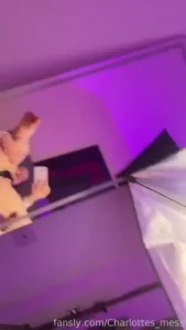 Pussy reveal i was sooo smooth here