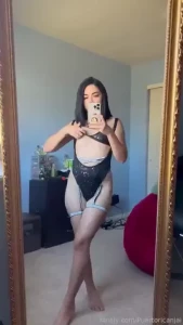 Do i look good with lingerie
