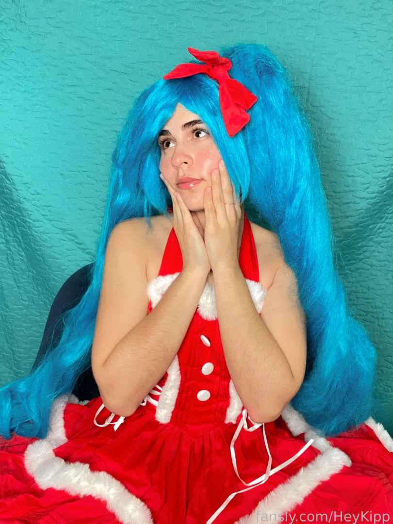 Christmas miku ppv coming to dms next week i ve been wanting to make 
