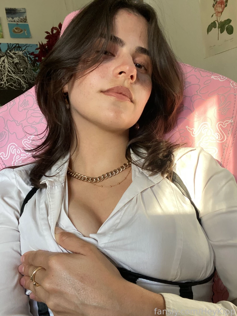 I got a haircut and i love it im so happy also sorry for being sooo 