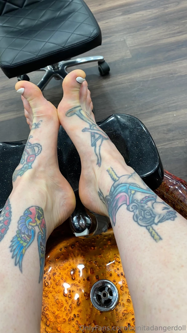 Fresh pedicure today part 4 