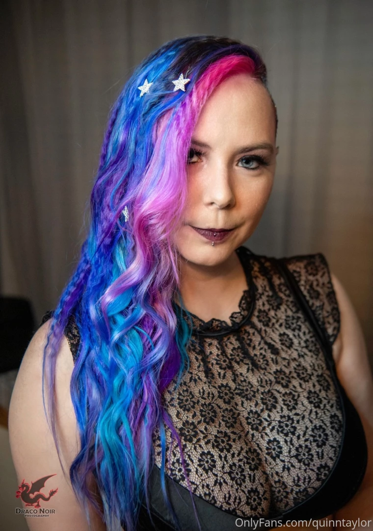 Check out your favourite galaxy goddess covered in lace 