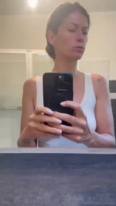 Ich geh dann mal duschen amp werd es f r euch filmen amp 