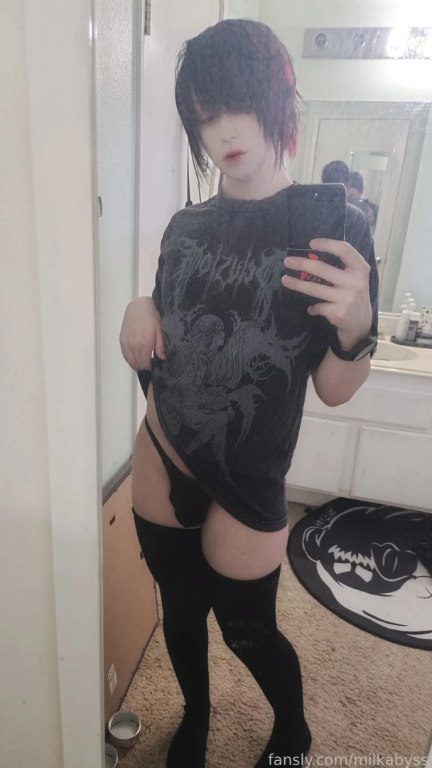 Send me 1 billion cans of liquid death femboy goth emo 