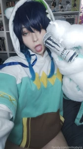 553422798542872576 part 4