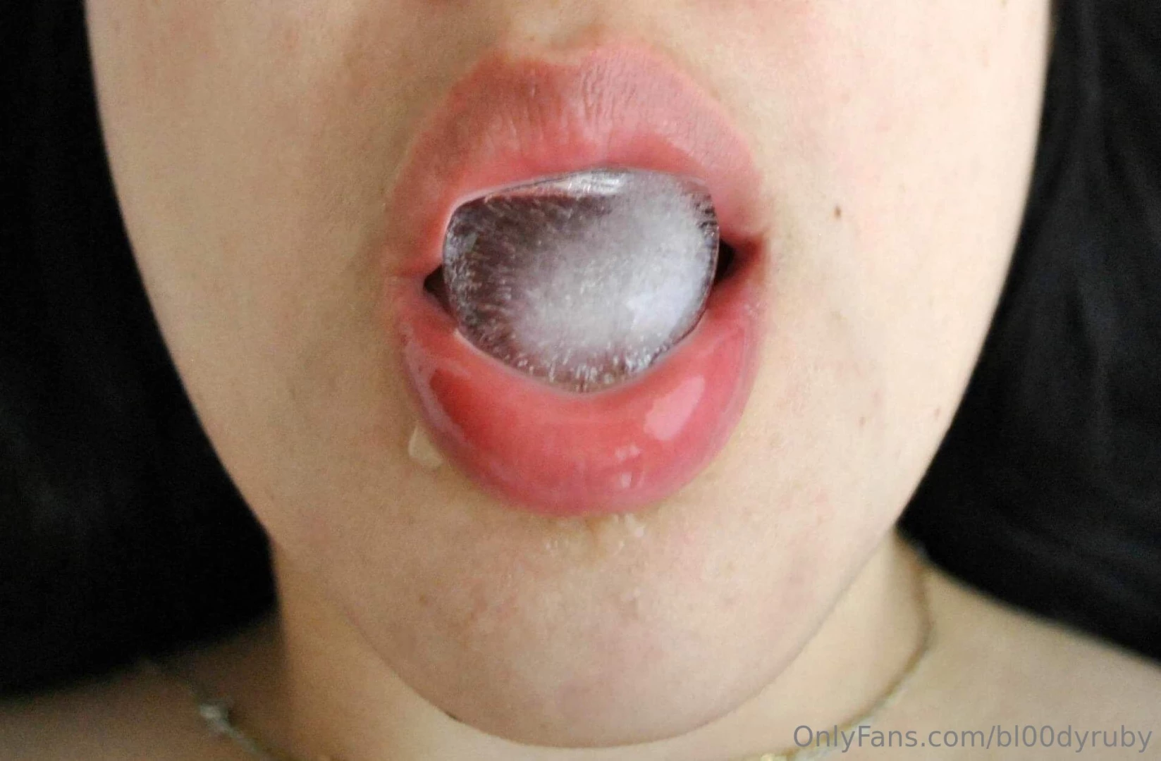 What else should i put between my lips 