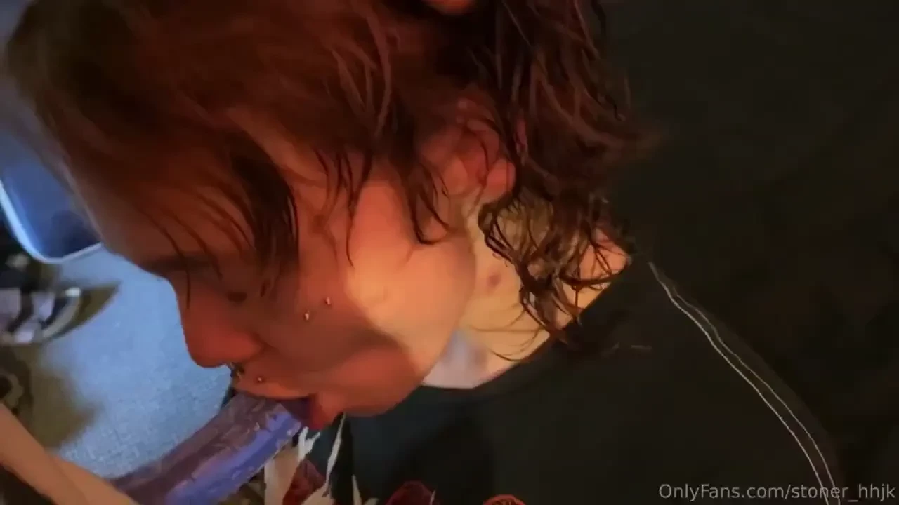 Who wants more strap content 