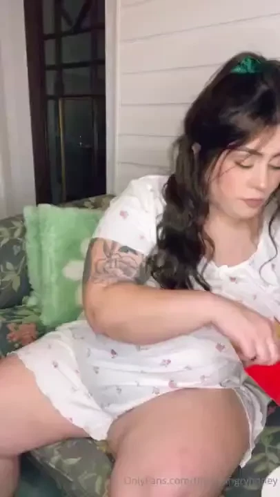 Pov i m you re dedicated feedee housewife i ve always been like this a 