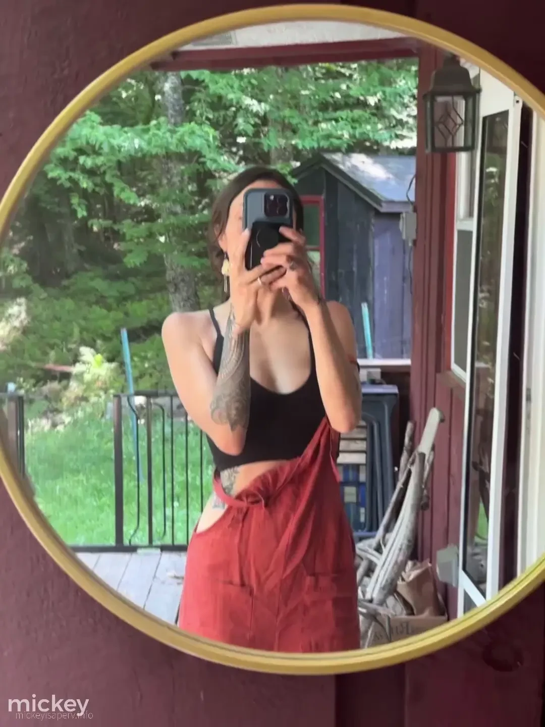 - - sometimes things don t make it to the feed cause they are a bit 