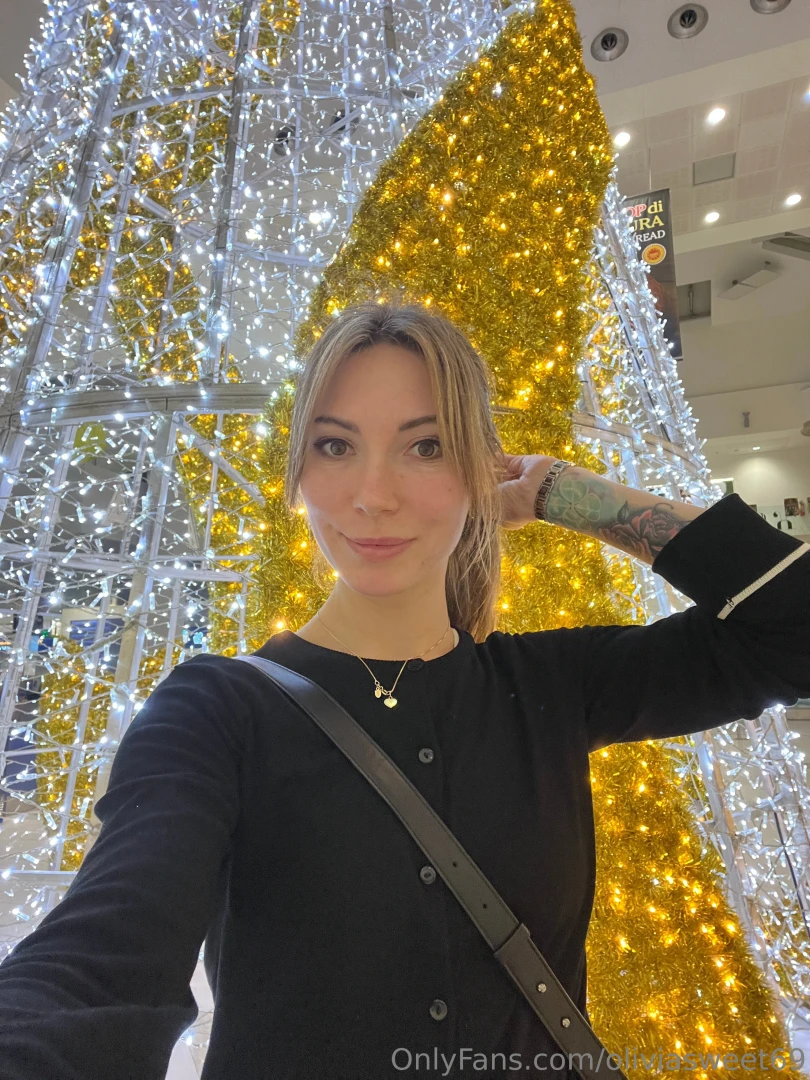 Yay friends christmas is coming tomorrow what s the most important 