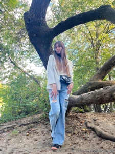 As i walk around i try to pay attention to unusual things that no one