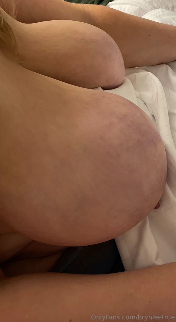 Nothing beats clean hotel room sheets where am i 