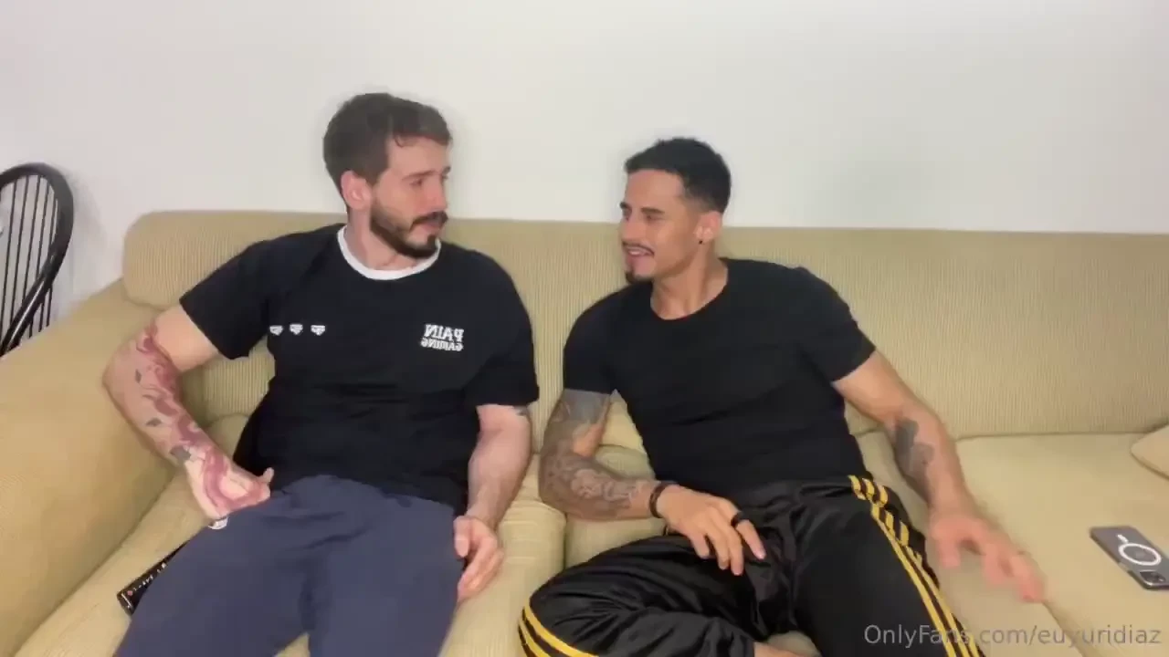 Que primo esse - extras 