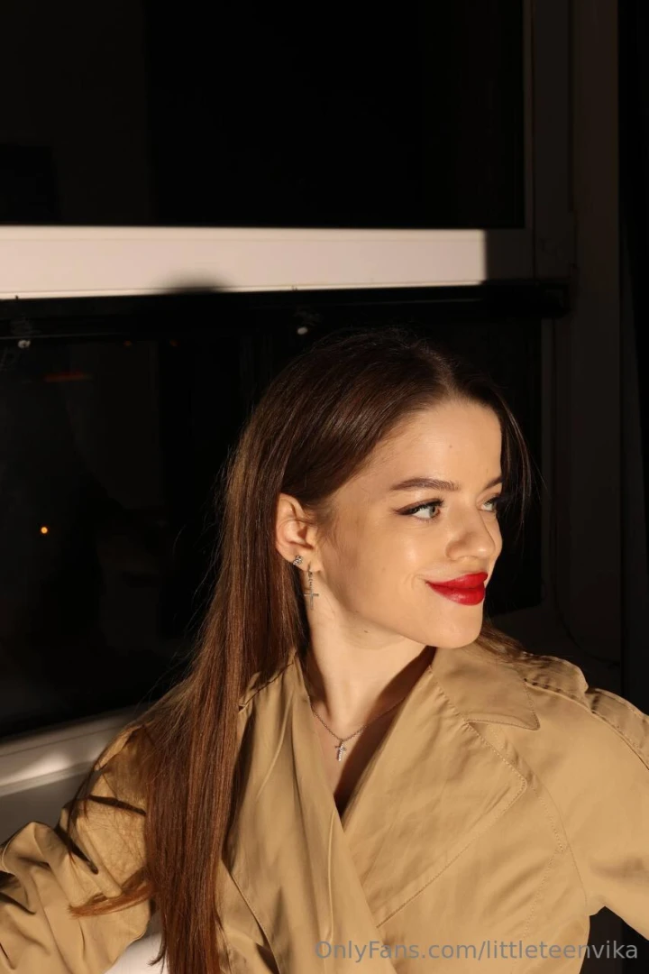 In my new photos you will be able to understand my height even more 