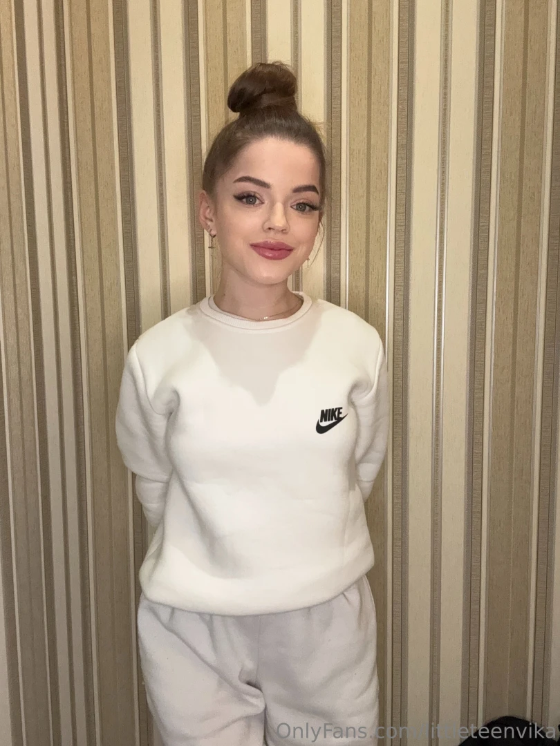 Hello my dear friends my name is vika and i m so glad you re here let part 1 