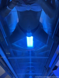 Should i play with another girl in a tanning bed and record it for part 1