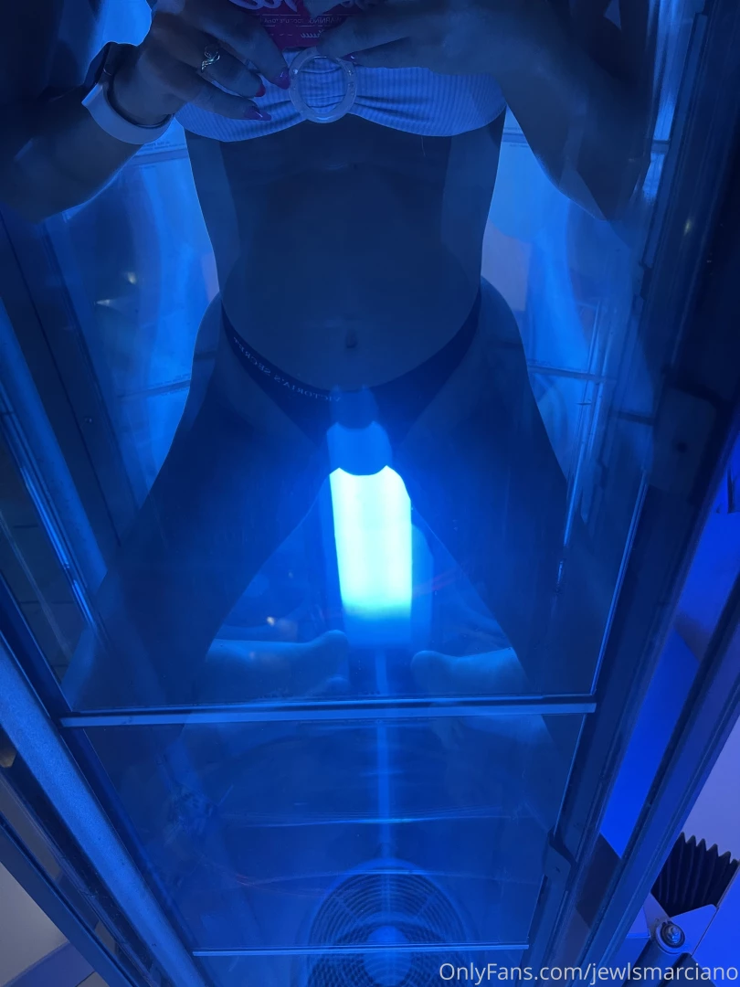 Should i play with another girl in a tanning bed and record it for 