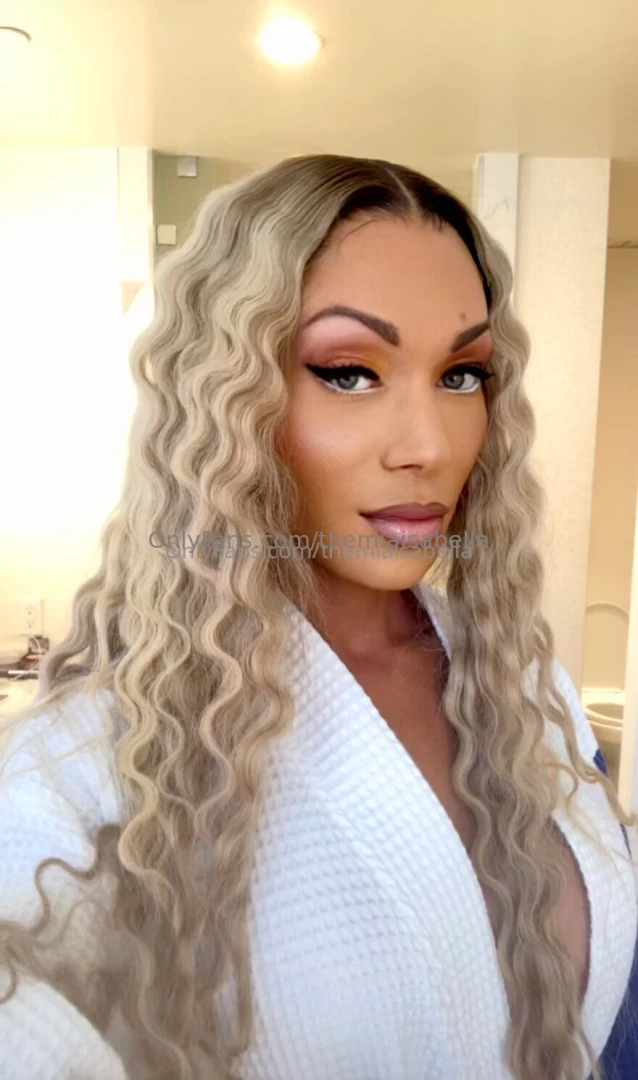 Unapologetically sexy in every possible way 
