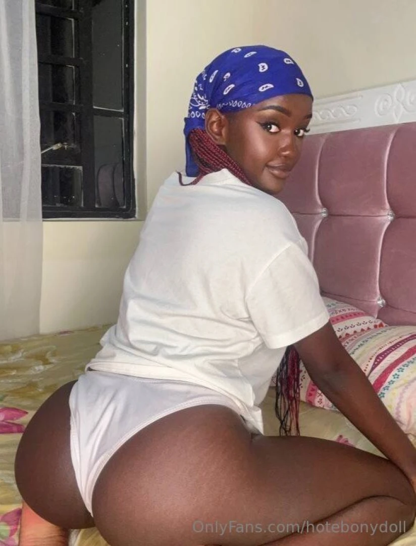 This chocolate is ready to be eaten all this ass bouncing on your cock 