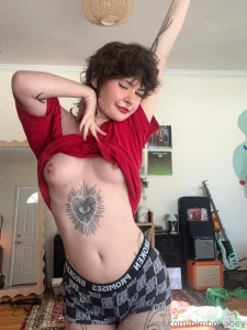 Don t look at my sewing scraps behind me