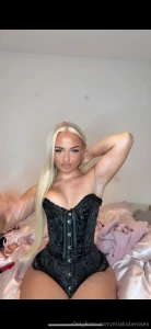 Black blue or pink u choose xx