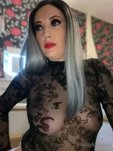 Give my friend pixypants35 a follow pixys a hot dominatrix thats open