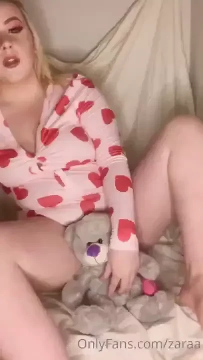 Gfe you got me the cutest bear for valentine s day i want to show you 