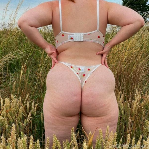 Pick your own peaches part 1