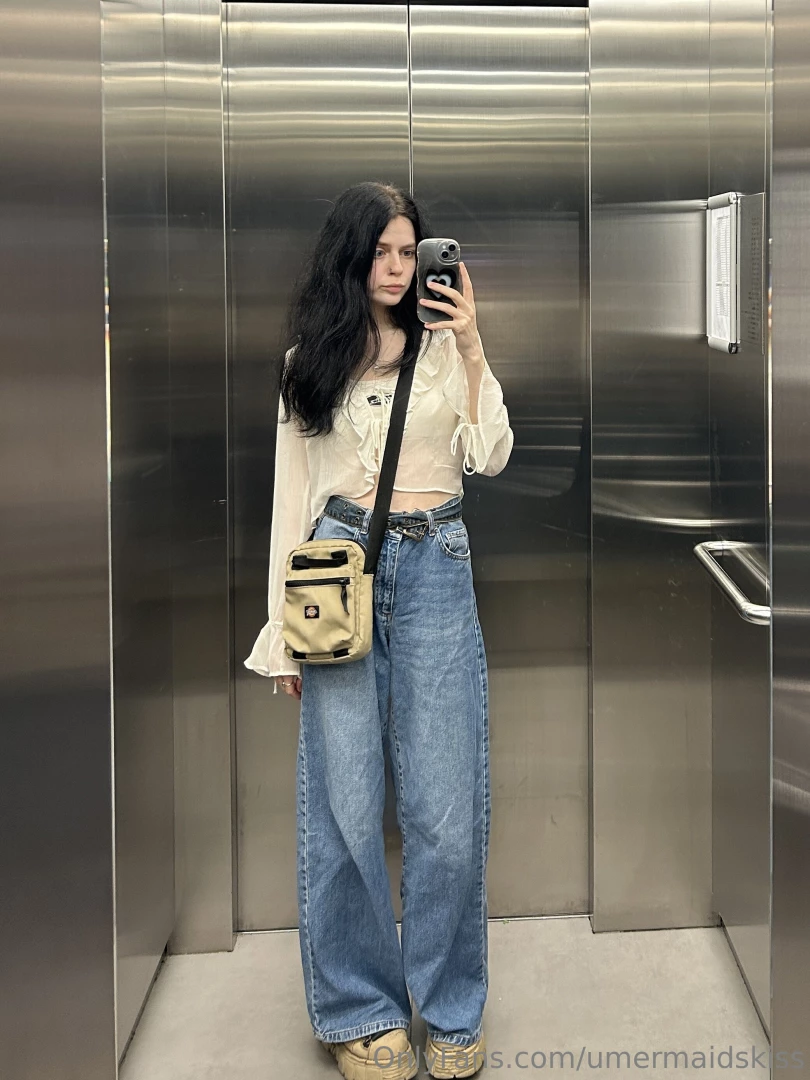 Casual outside but i ve got secrets waiting for you inside 