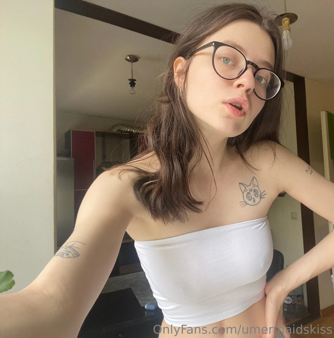 Feeling great today how do i look with glasses or should i take them 