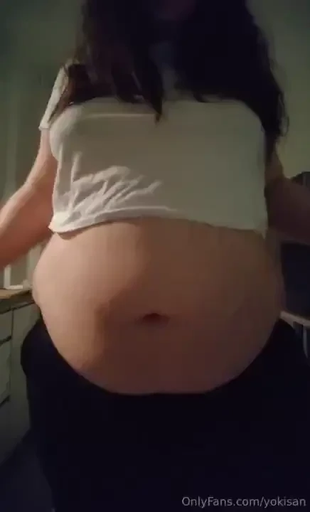 I love that sweet tummy 