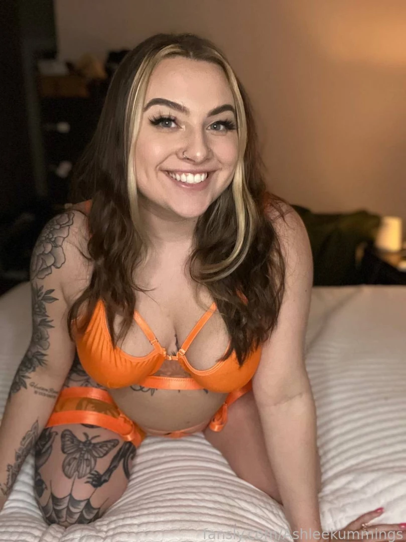 I love making myself cum watch me cum back to back to back how many 