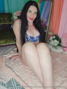 I m tall but cute message me