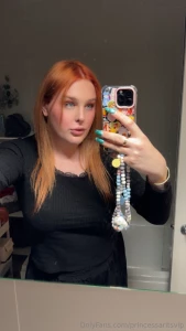 Feel free to chat to me now baby