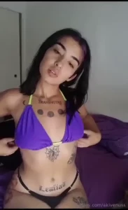 I am very hot part 1