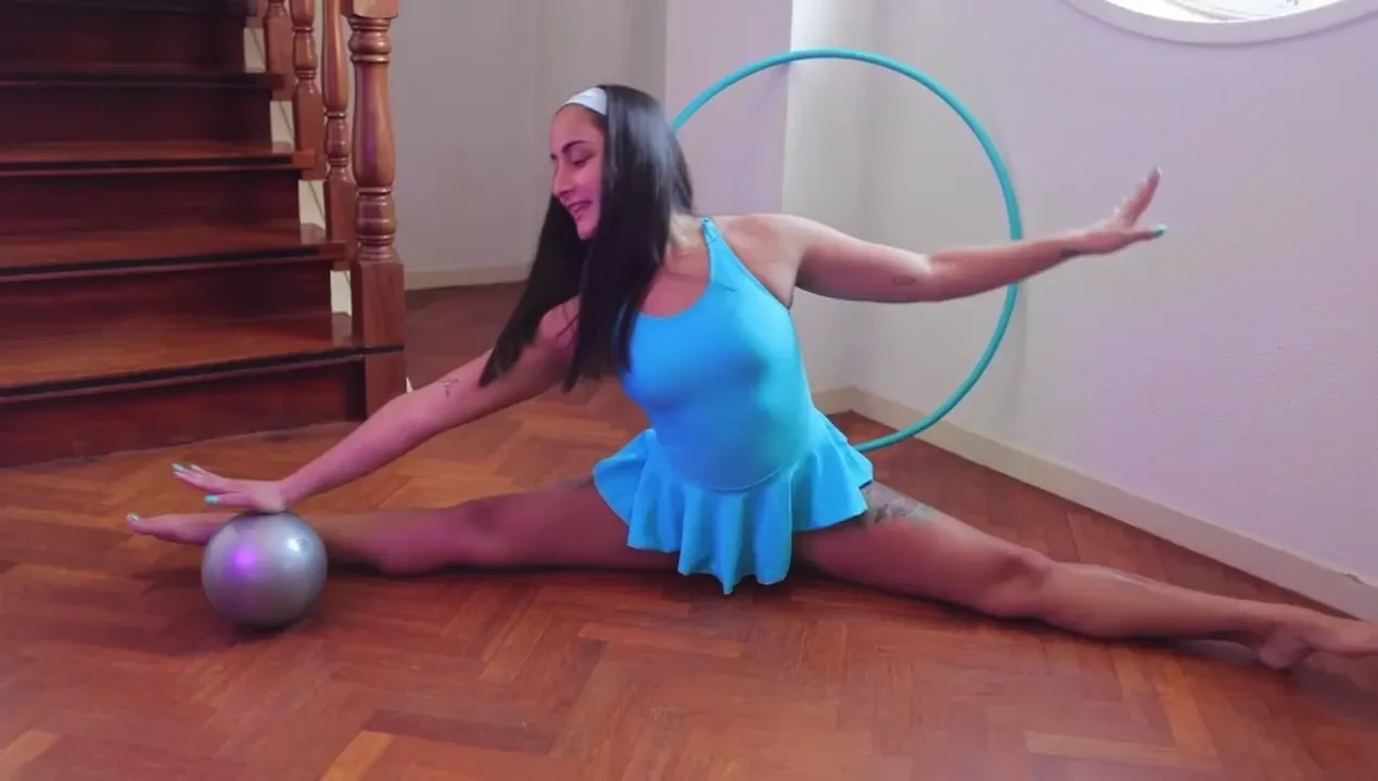 See spicy_curry in all sorts of bendy poses in our latest votm feature 