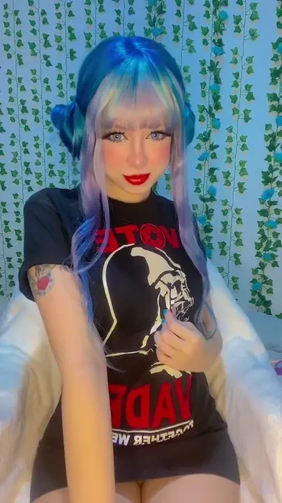 Tune into suicidegirls com for mihsuicide s star wars themed live 
