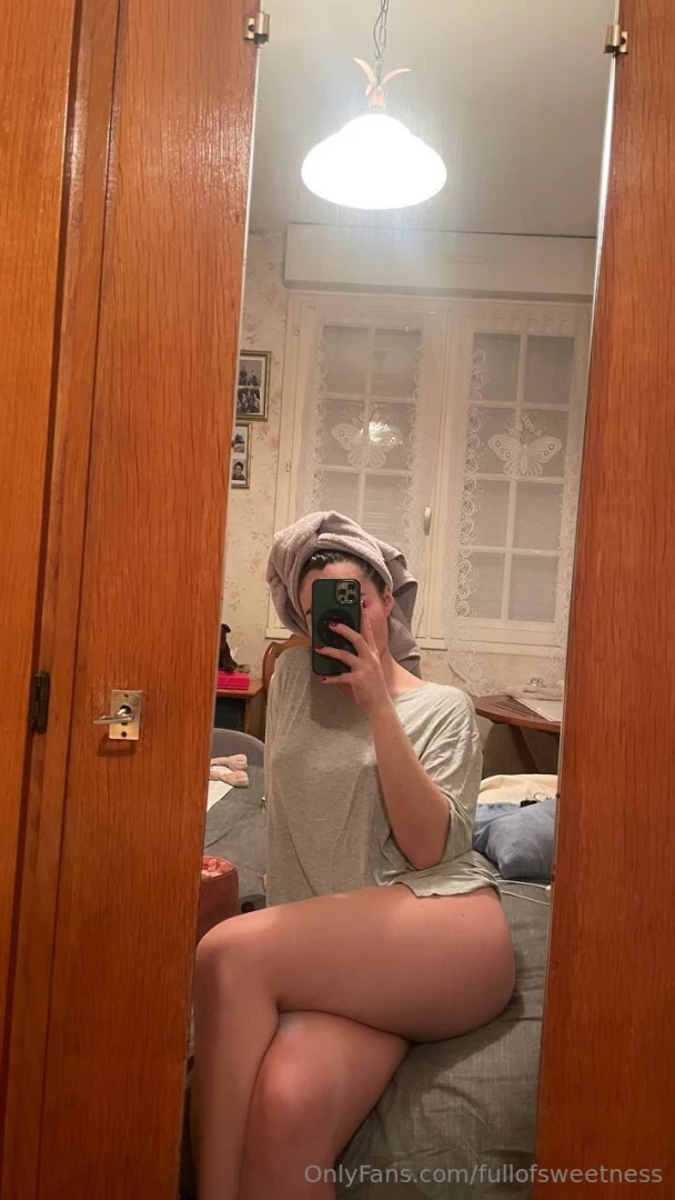 Ce soir j ai envie de douceur tu viens me tenir compagnie 