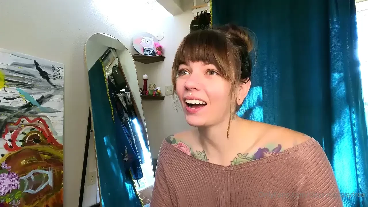 You were scrolling through tik tok when you found a video of your 