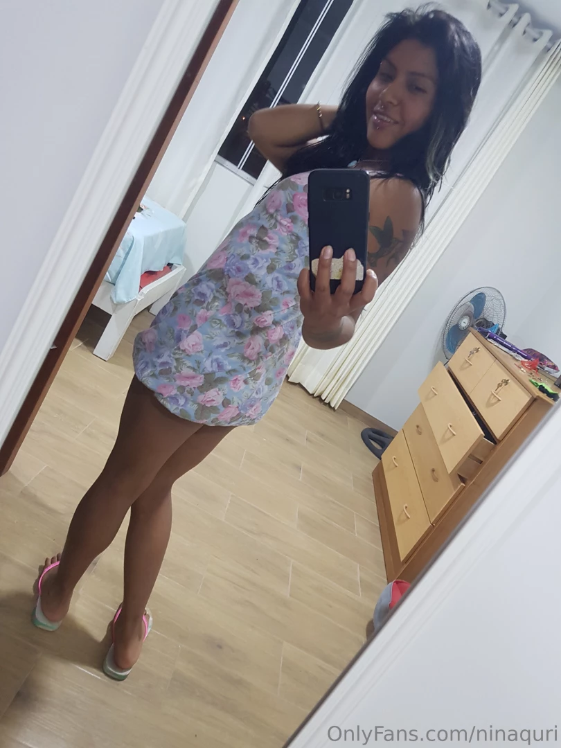 Hi do u like my new dress 