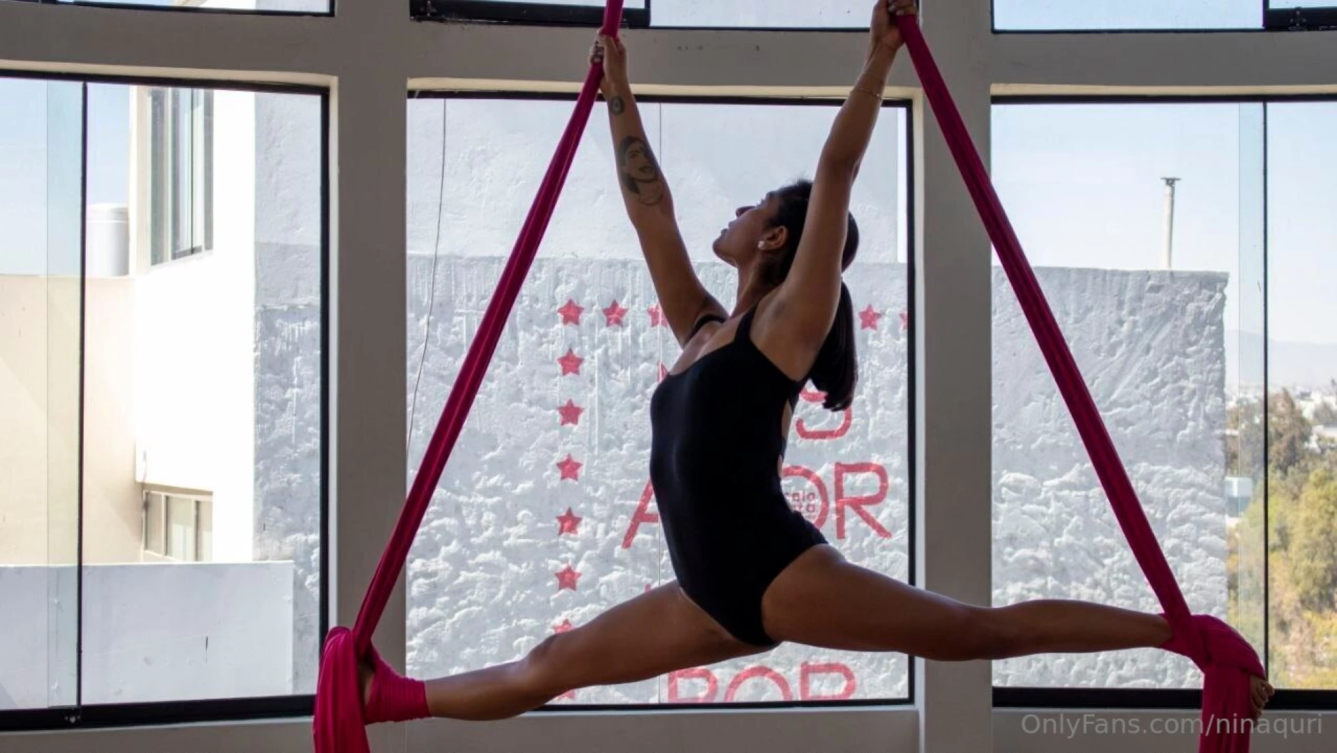 You know i m a girl with a lot of flexibility i can do amazing poses 