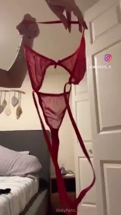 An mense aprovechen que se viene live en mi otro only que va a estar 