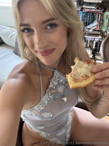 Eating pizza after building a bed in lingerie summerhayzz helped me part 4