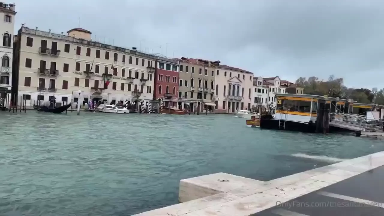 In venice and it s so beautiful it s literally picture perfect what s part 3 