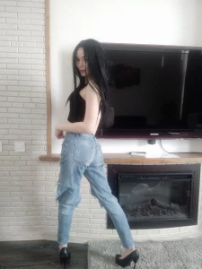 I love walking in heels so much after all i look really hot in any