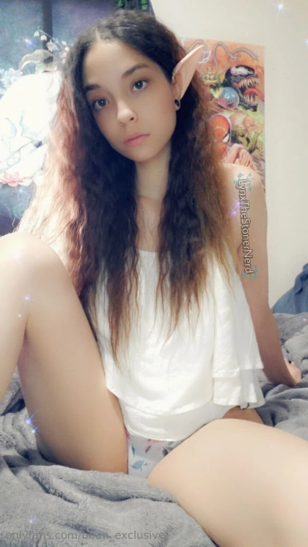 Lynx lavorre is the hottest pregnant elf on onlyfans lynxthestonernerd part 19 