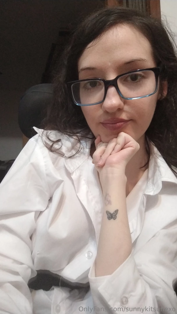 I wanted to try a sexy corporate look maybe its silly but i hope you part 3 