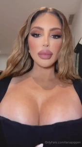 This is your reminder to check your dm s