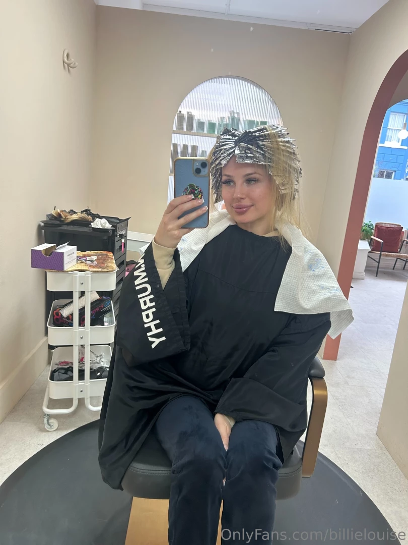 Who wants to treat me to my hair as i m going back blonde you will 